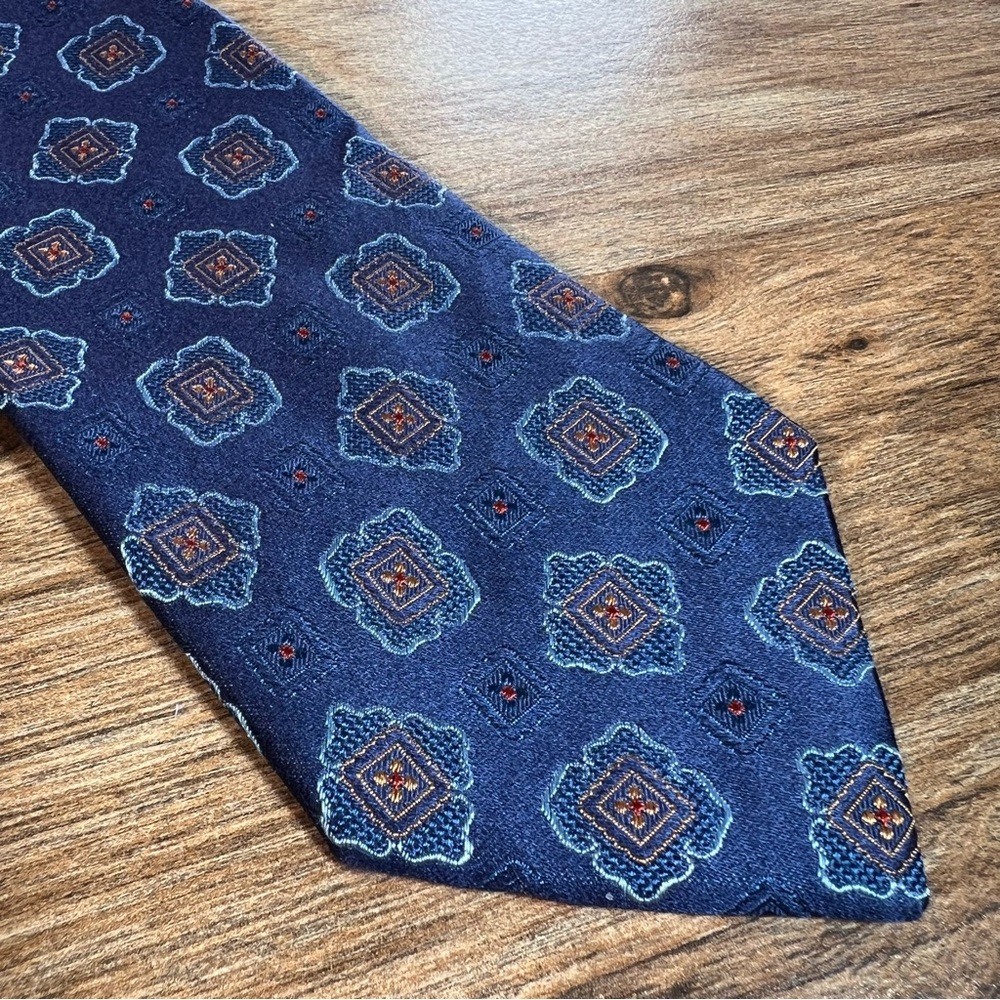 HUGO Boss Royal Blue Geometric Medallion Print 100% Silk Tie Made in Italy 🇮🇹